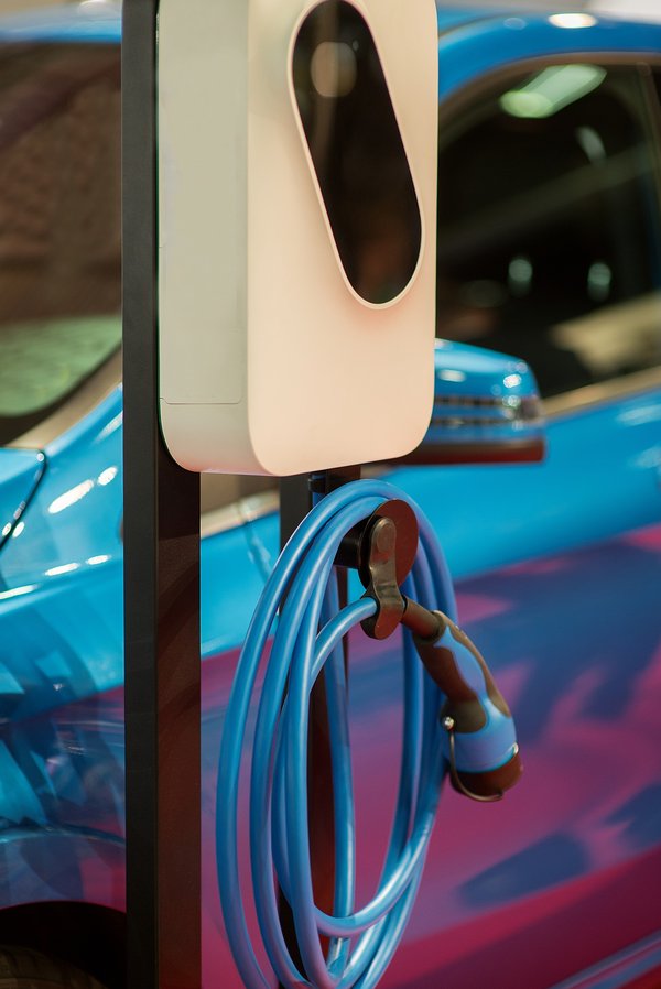 Borne de recharge électrique : choisissez la solution idéale !